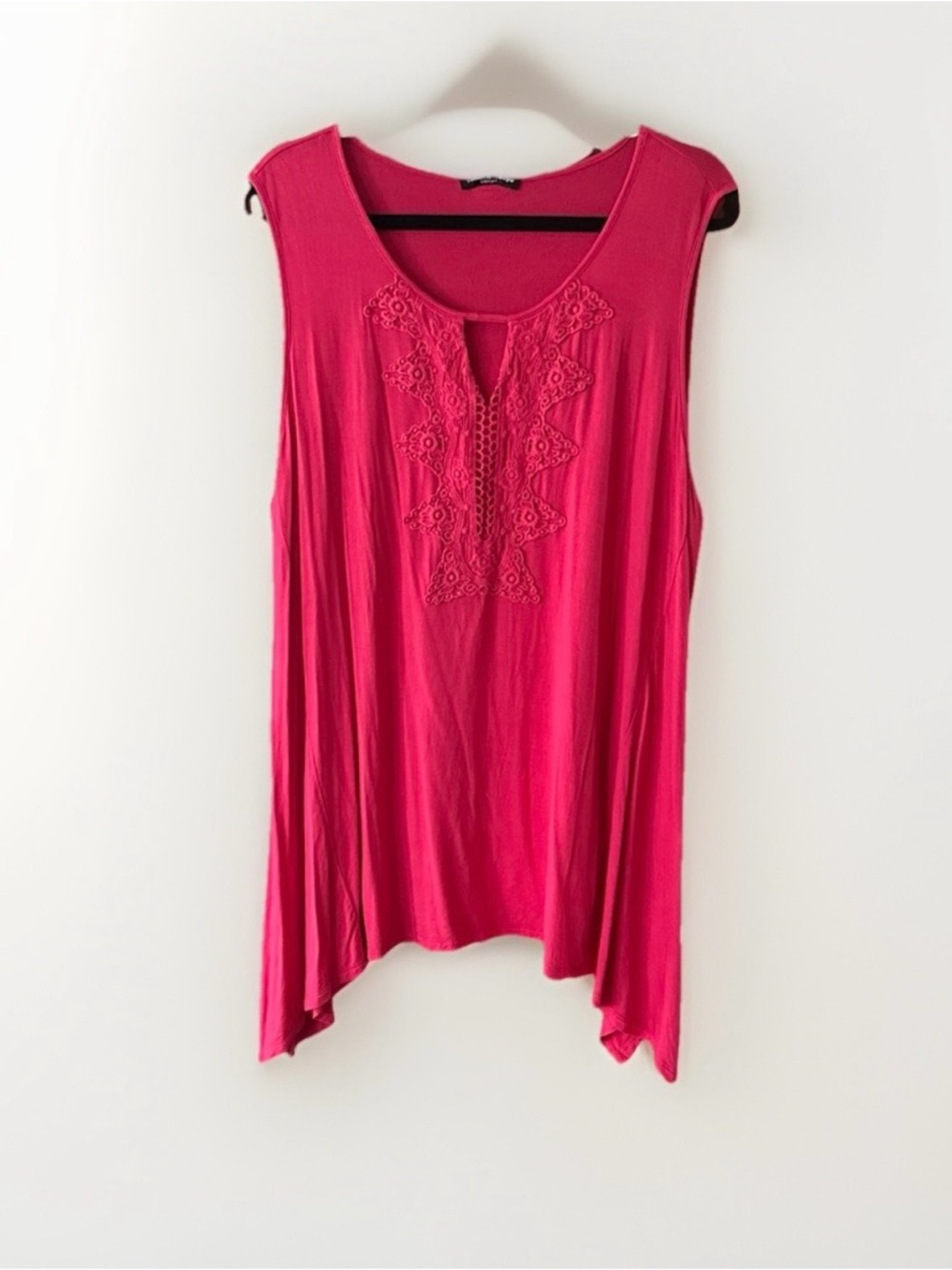 Cable & Gauge Woman Pink Crochet Lace Sharkbite Hem Sleeveless Tank Top 2X‎